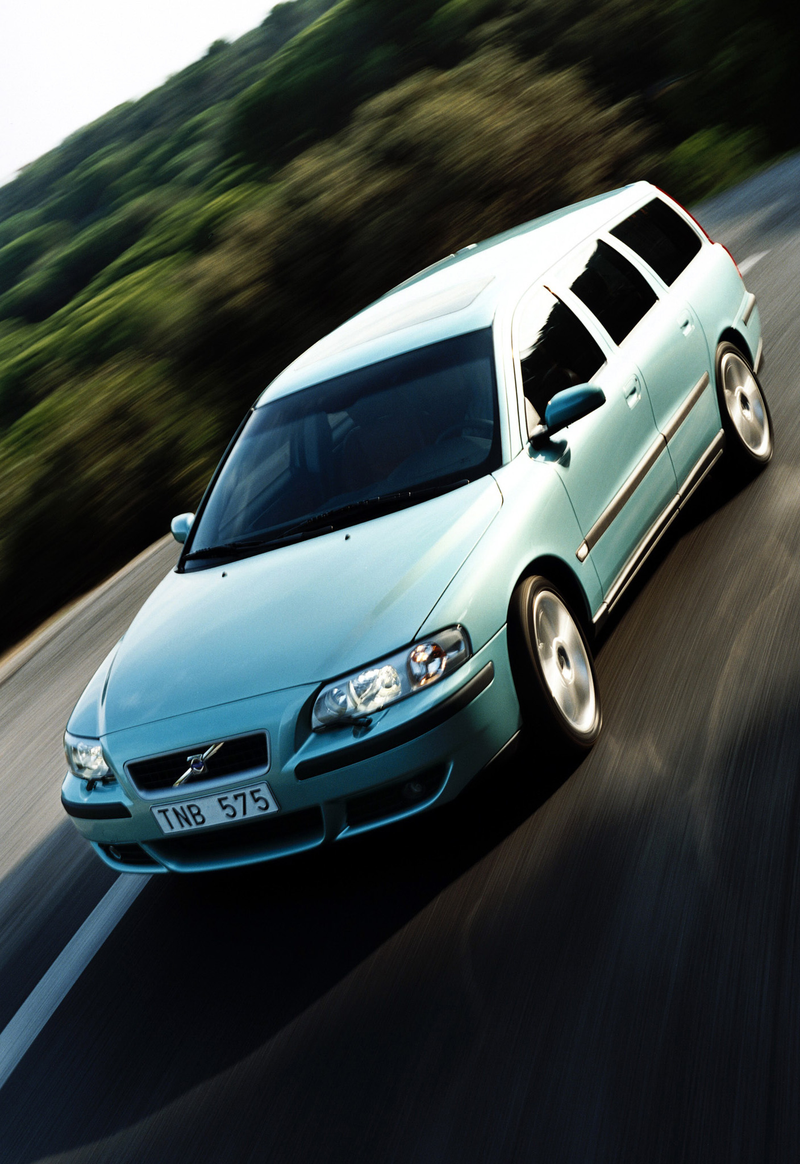 Illustration for article titled I'm The Volvo V70 R